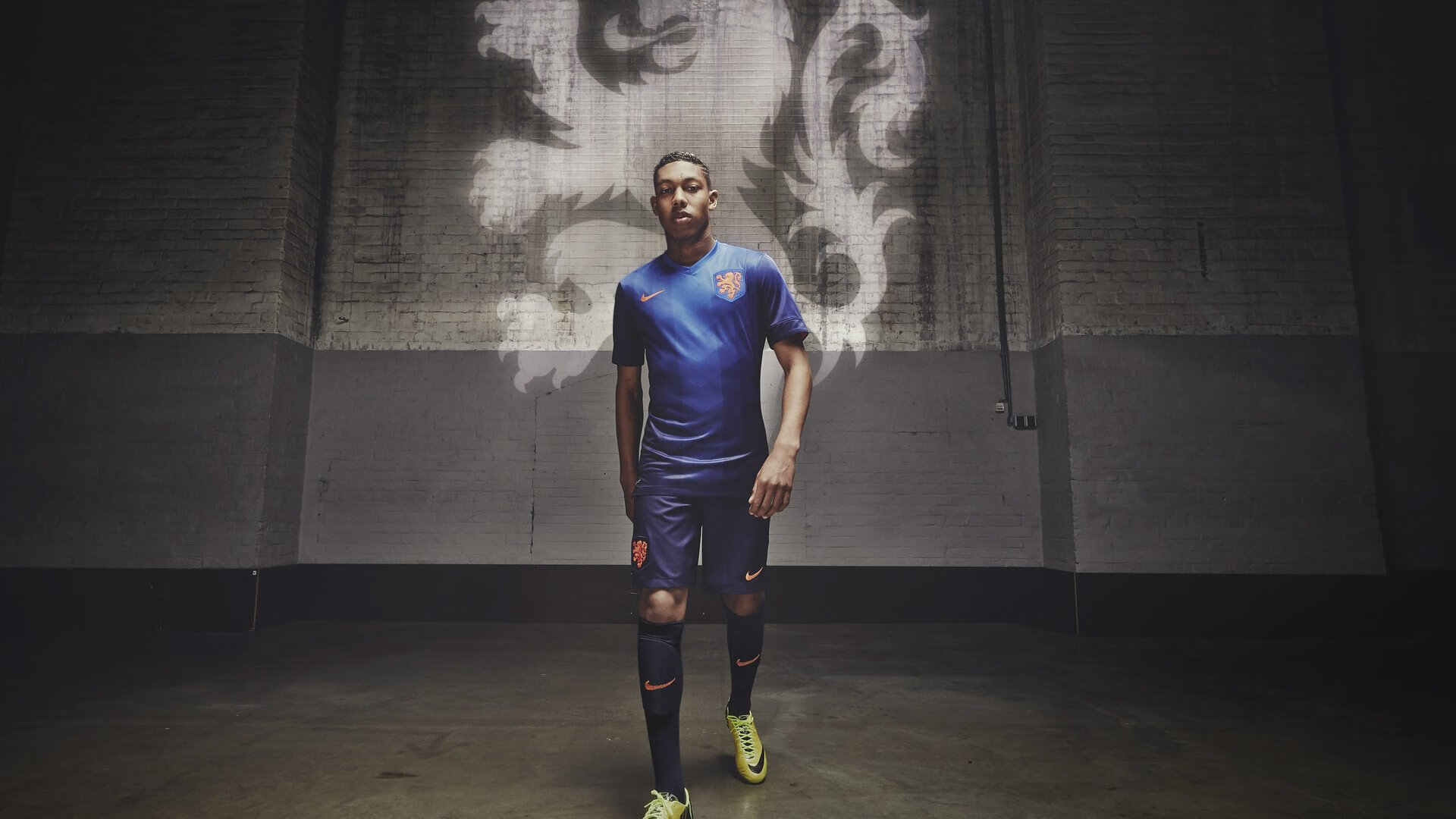 开云体育入口-詹姆斯一剑封喉！切尔西爆冷逆转劲旅，挺进下一轮引爆全网热议